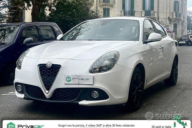 Usata Alfa Romeo Giulietta 120 CV (88 kW) 2018 Bianco Utilitaria