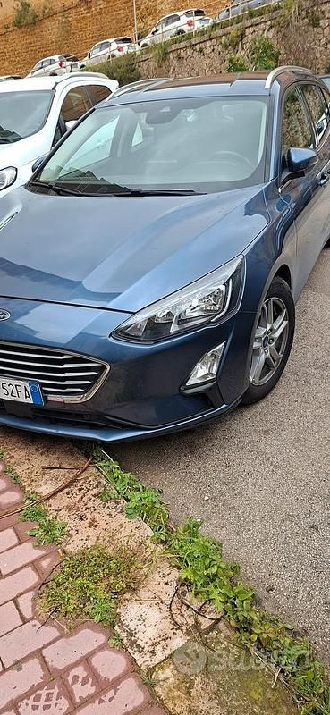 Usata Ford Focus 120 CV (88 kW) 2020 Blu Station wagon