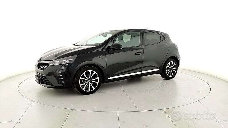 Usata Renault Clio V Techno 91 CV (66 kW) 2024 Nero Berlina