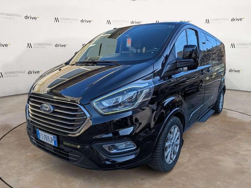 Usata Ford Tourneo Titanium 170 CV (125 kW) 2018 Nero Monovolume