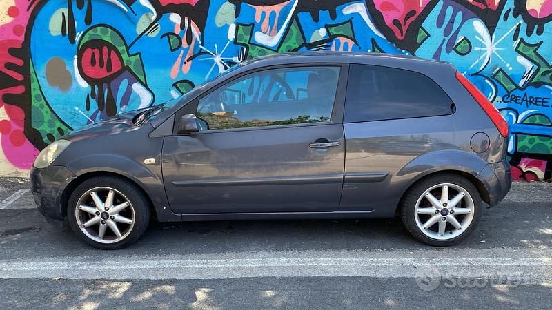 Usata Ford Fiesta 2007 Berlina