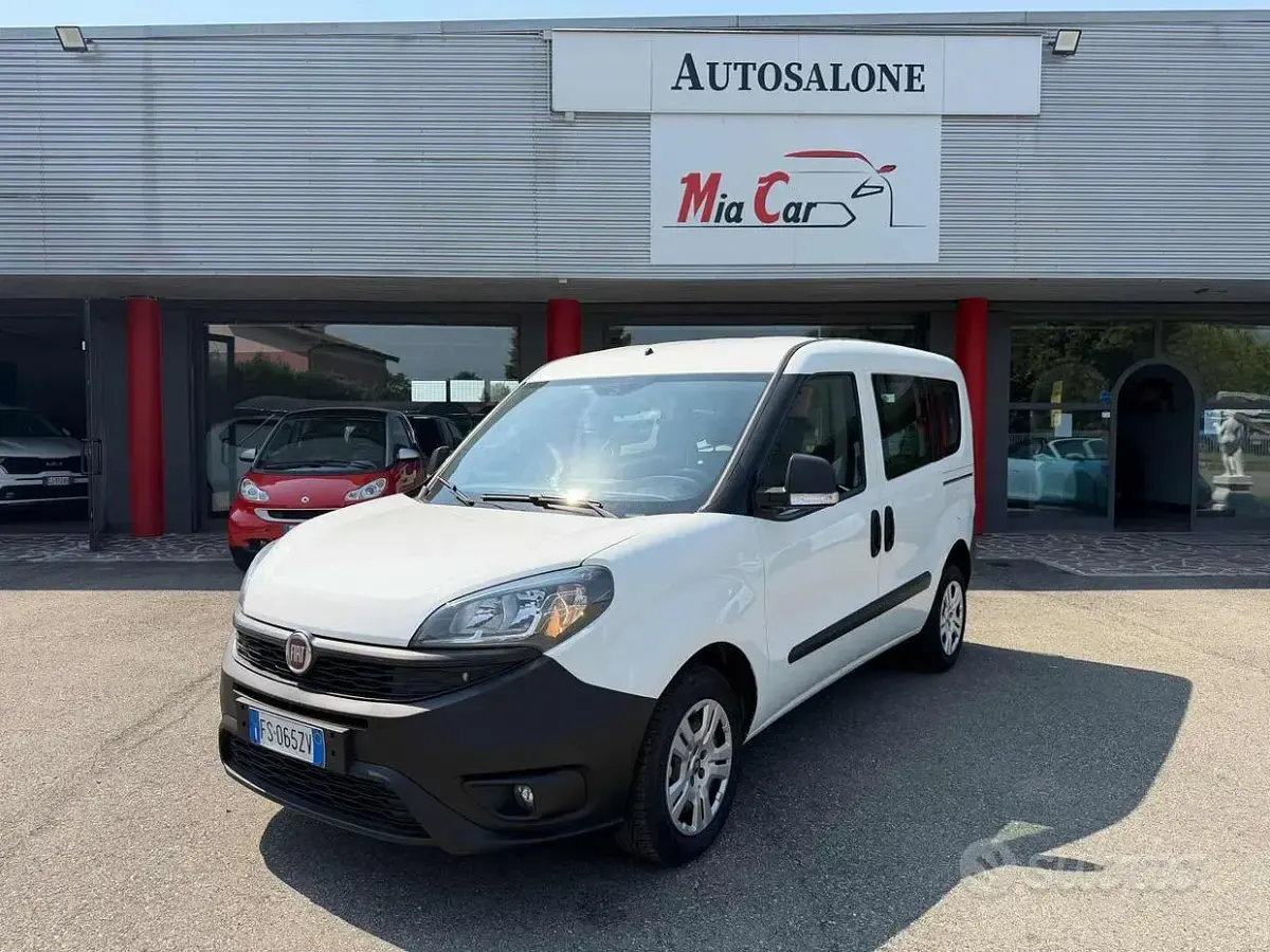 Usata Fiat Doblò 95 CV (69 kW) 2018 Bianco Monovolume