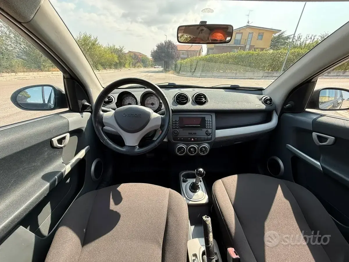 Usata Smart ForFour 95 CV (69 kW) 2005 Nero Utilitaria