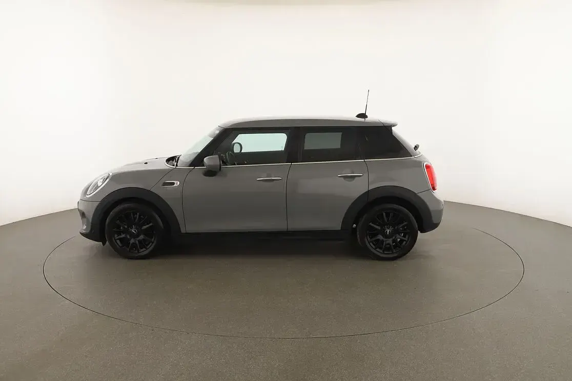 Usata Mini ONE 102 CV (75 kW) 2020 Grigio Utilitaria