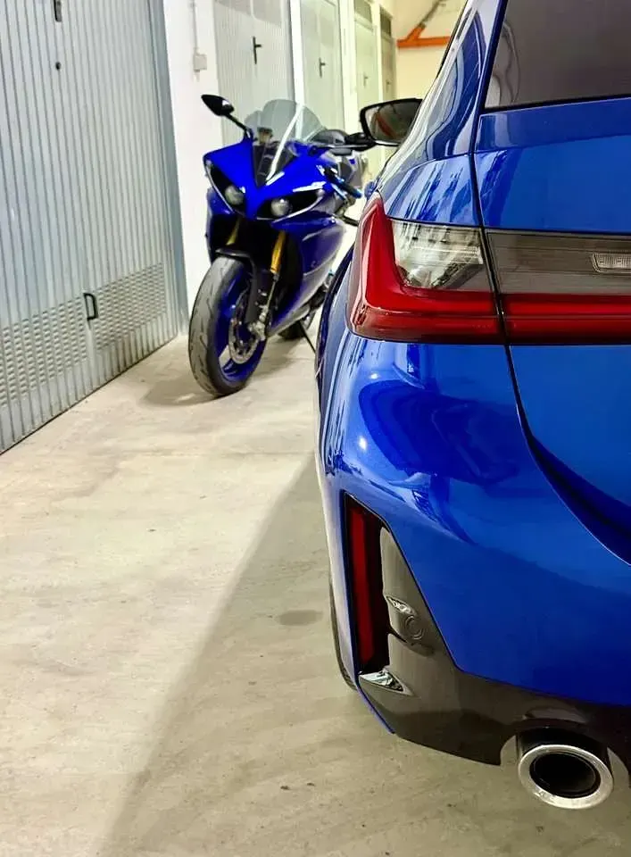 Usata BMW 330e 292 CV (214 kW) 2023 Blu/azzurro Station wagon