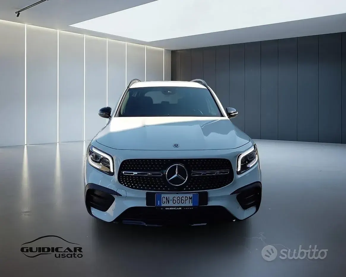 Usata Mercedes GLB200 Premium 150 CV (110 kW) 2023 Bianco SUV