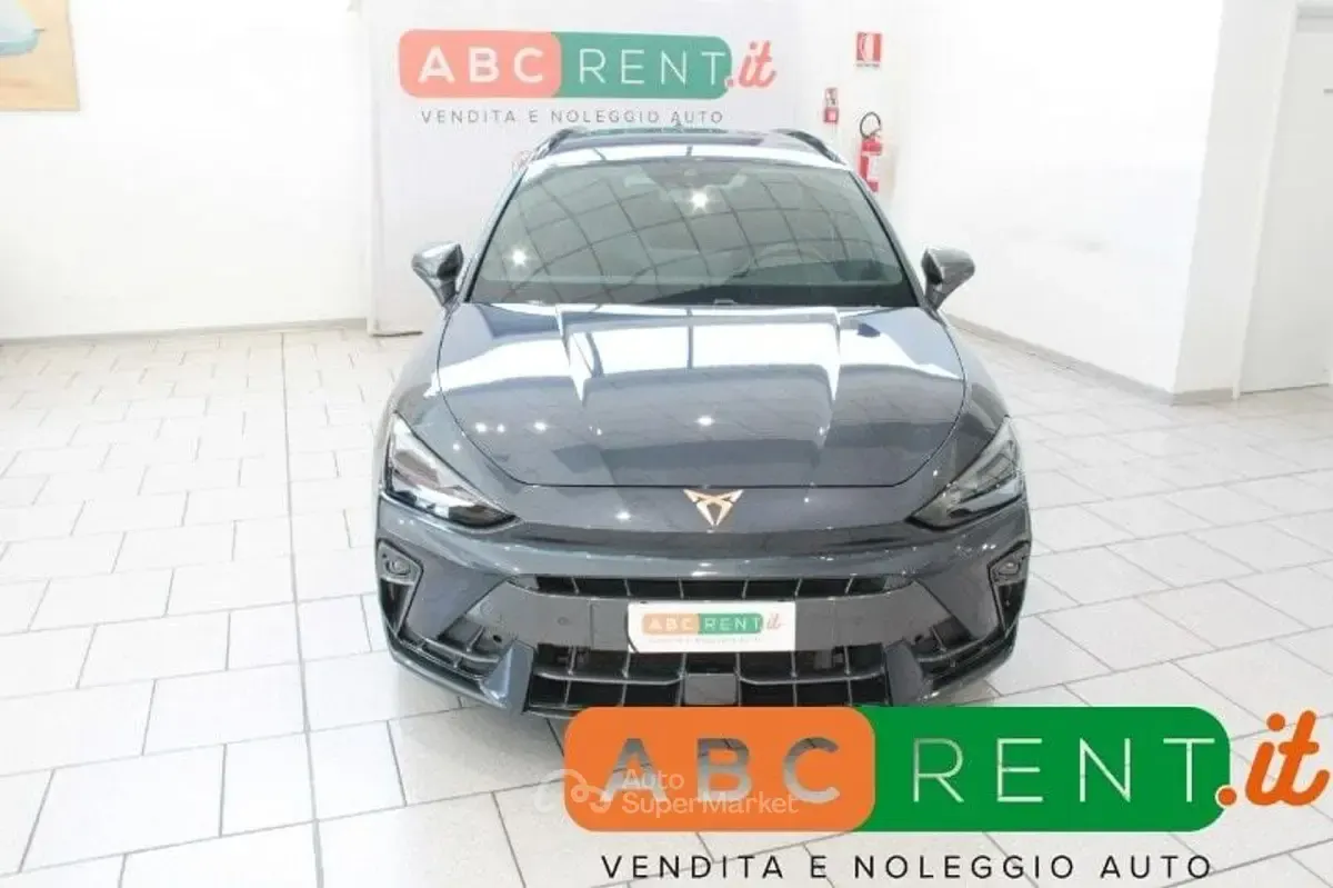 Usata Cupra Leon 150 CV (110 kW) 2025 Bianco Station wagon