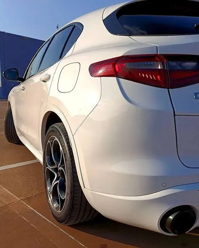 Usata Alfa Romeo Stelvio Veloce 209 CV (153 kW) 2022 SUV