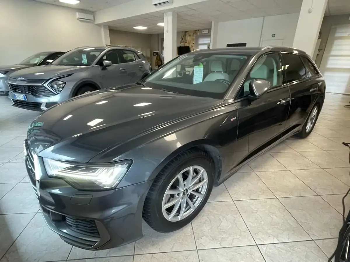Usata Audi A6 S-Line 204 CV (150 kW) 2020 Grigio Station wagon