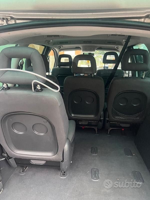 Usata VW Sharan 2009 Grigio Monovolume