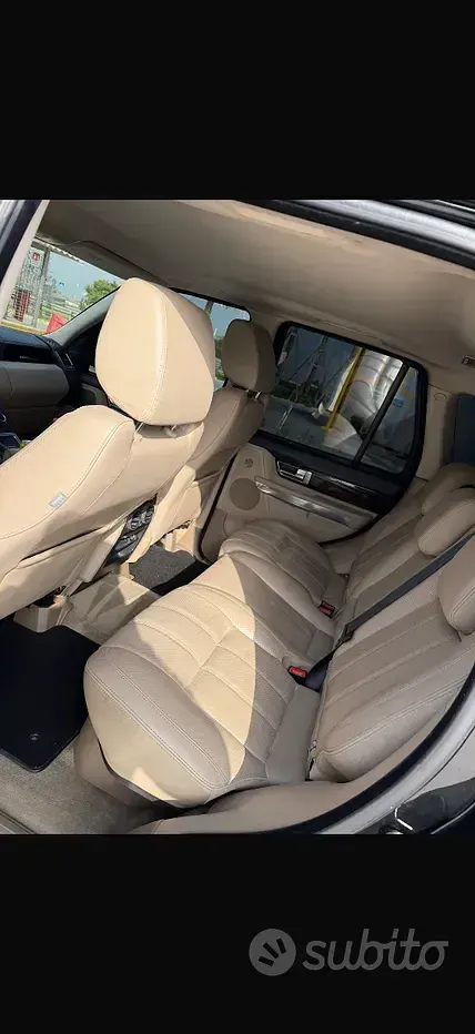 Usata Land Rover Range Rover 208 CV (152 kW) 2010 Nero SUV
