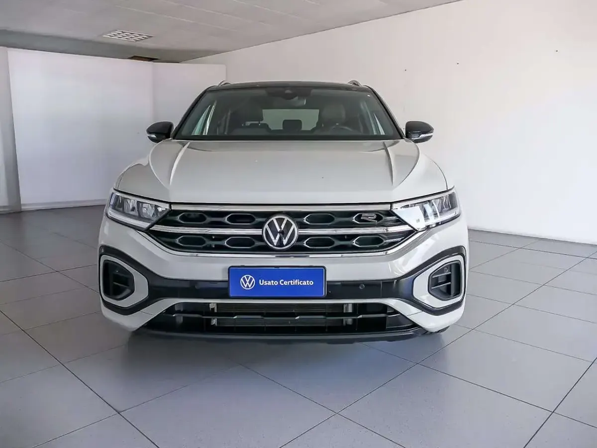Usata VW T-Roc R-line 110 CV (80 kW) 2022 Ascot grey nero SUV