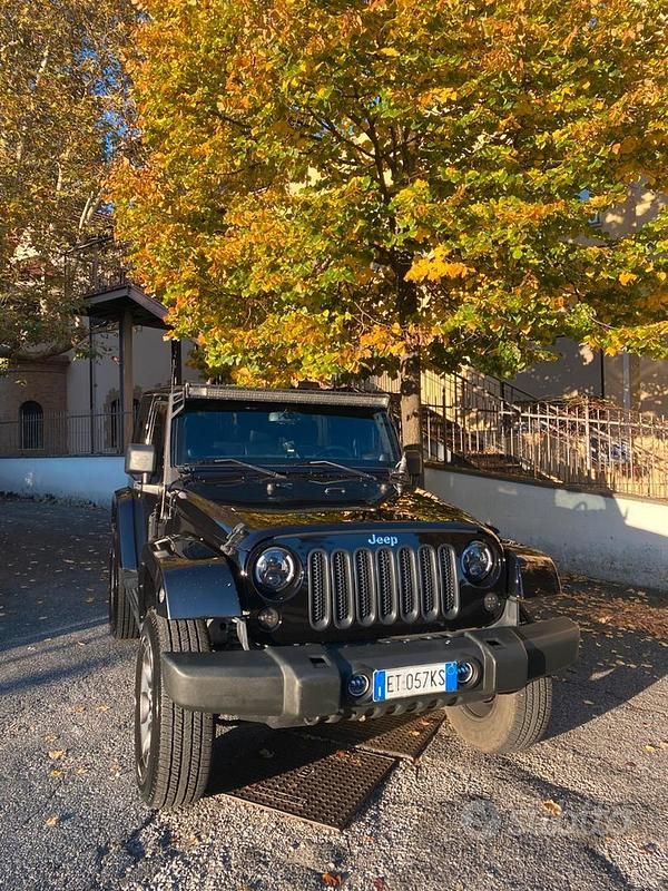 Usata Jeep Wrangler Sahara 177 CV (130 kW) 2013 SUV