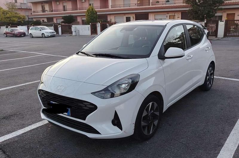 Usata Hyundai i10 Advanced 67 CV (49 kW) 2023 Utilitaria