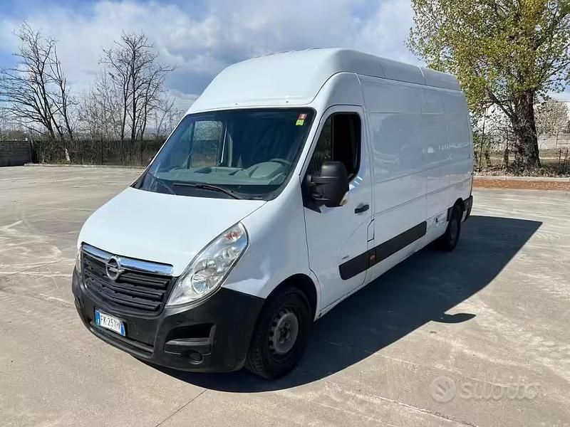 Usata Opel Movano 131 CV (96 kW) 2017 Bianco Monovolume