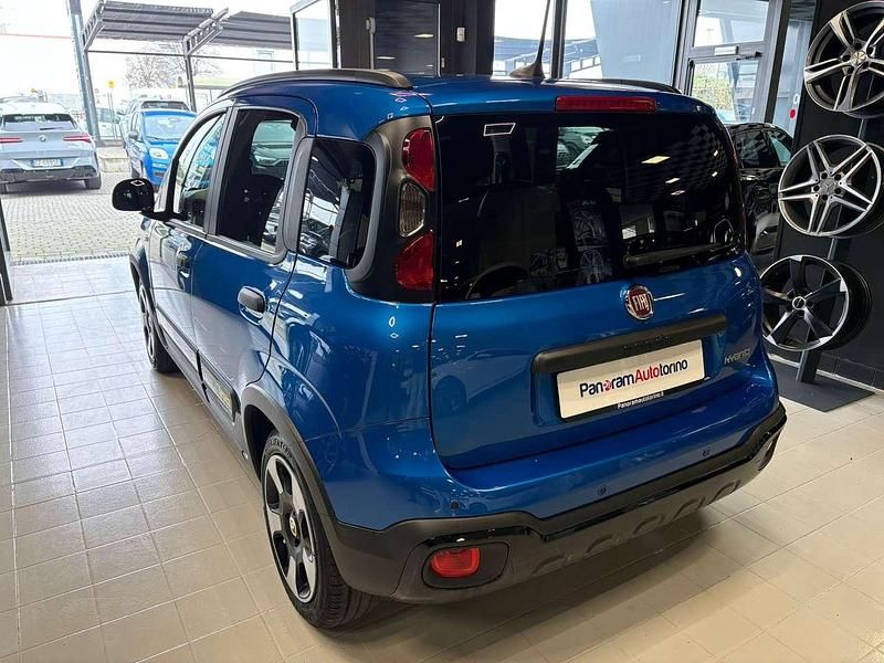 Usata Fiat Panda Cross Cross 69 CV (50 kW) 2025 Blu metallizzato Utilitaria