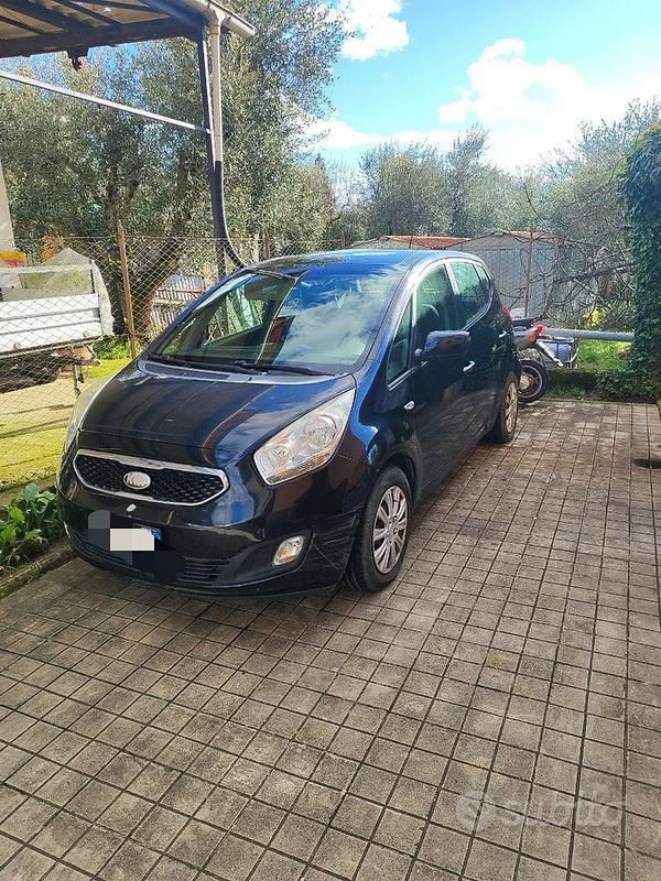 Usata Kia Venga 77 CV (56 kW) 2007 Nero Utilitaria