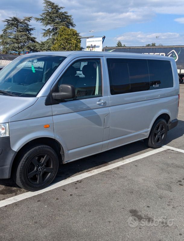 Usata VW T5 2003 Grigio Furgone