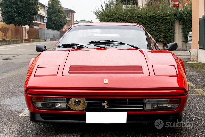 Usata Ferrari 208 255 CV (187 kW) 1988 Rosso Coupé
