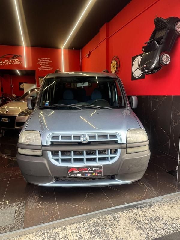 Usata Fiat Doblò Family 69 CV (50 kW) 2005 Blu Monovolume