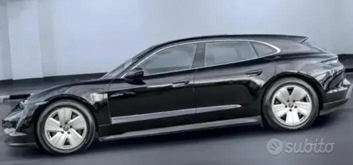 Occasion Porsche Taycan Sport Turismo 300 kW (408 PK) 2022 Zwart Sedan