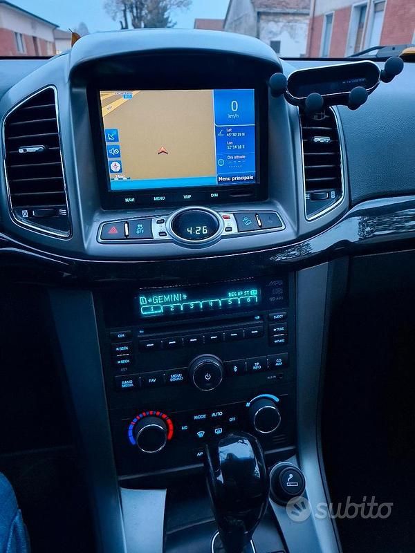 Usata Chevrolet Captiva LTZ 184 CV (135 kW) 2011 Nero SUV