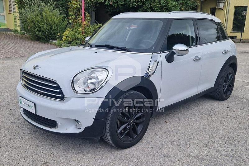 Bianco Usata 2014 Mini One D Countryman Business SUV | 11.500 € (Buon prezzo) - Immagine 1/4
