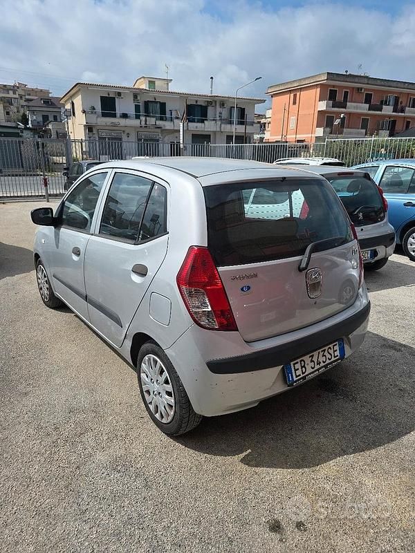 Usata Hyundai i10 67 CV (49 kW) 2008 Grigio Utilitaria