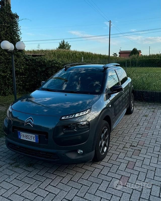 Usata Citroën C4 82 CV (60 kW) 2017 Nero Berlina