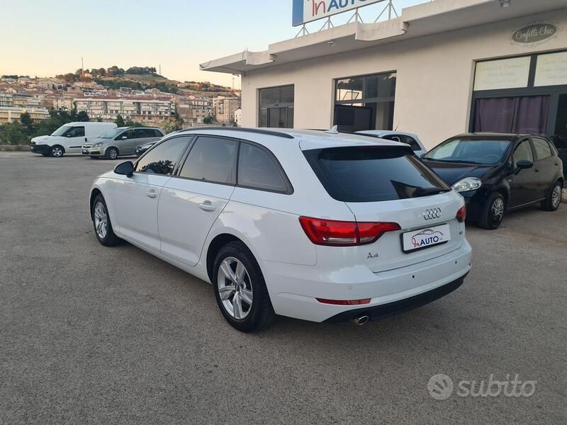 Usata Audi A4 Business 150 CV (110 kW) 2017 Bianco Station wagon