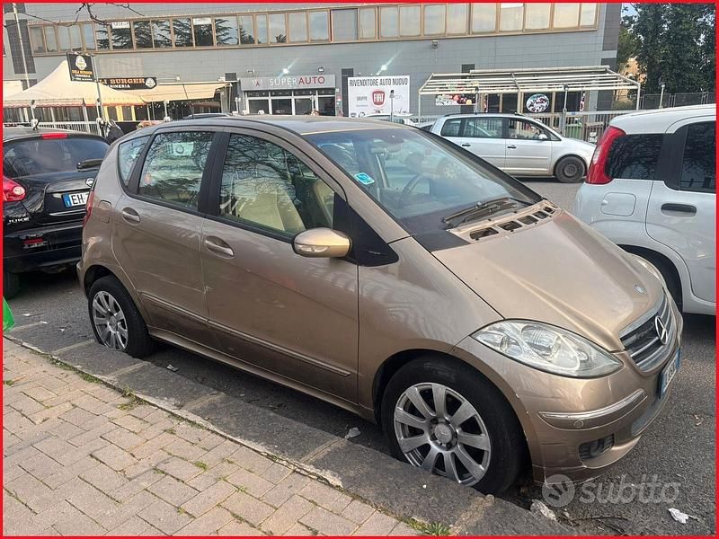 Usata Mercedes A180 Avantgarde 148 CV (108 kW) 2007 Giallo Berlina