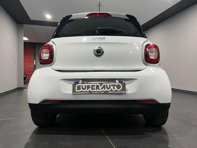 Usata Smart ForFour 71 CV (52 kW) 2016 Bianco Utilitaria