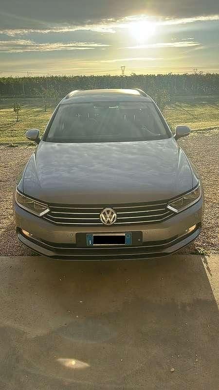 Argento Usata 2019 VW Passat Station wagon | 10.500 € (Super prezzo) - Immagine 1/4
