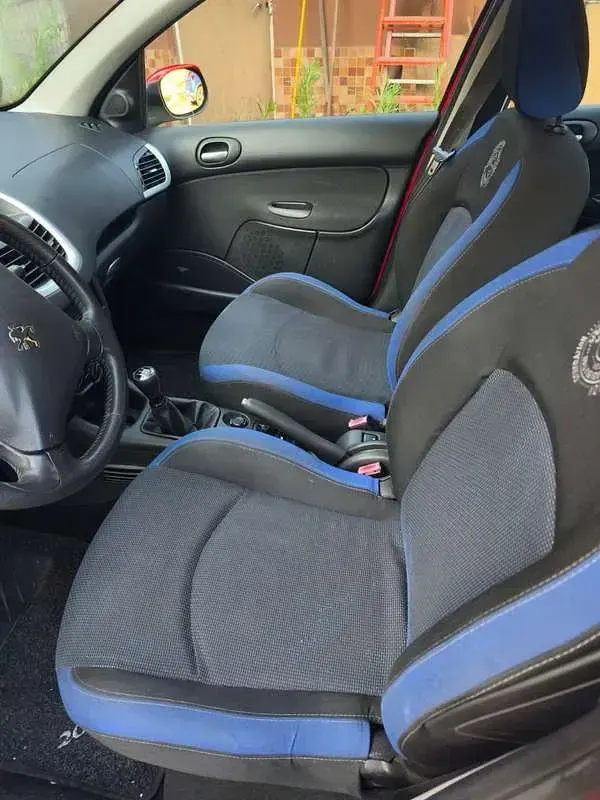 Usata Peugeot 206 60 CV (44 kW) 2012 Berlina