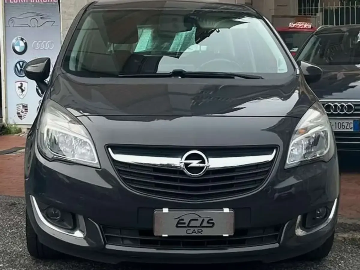Usata Opel Meriva 101 CV (74 kW) 2016 Grigio Monovolume