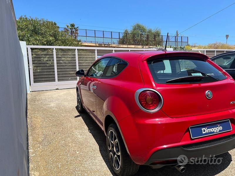 Usata Alfa Romeo MiTo Super 95 CV (69 kW) 2017 Rosso Utilitaria