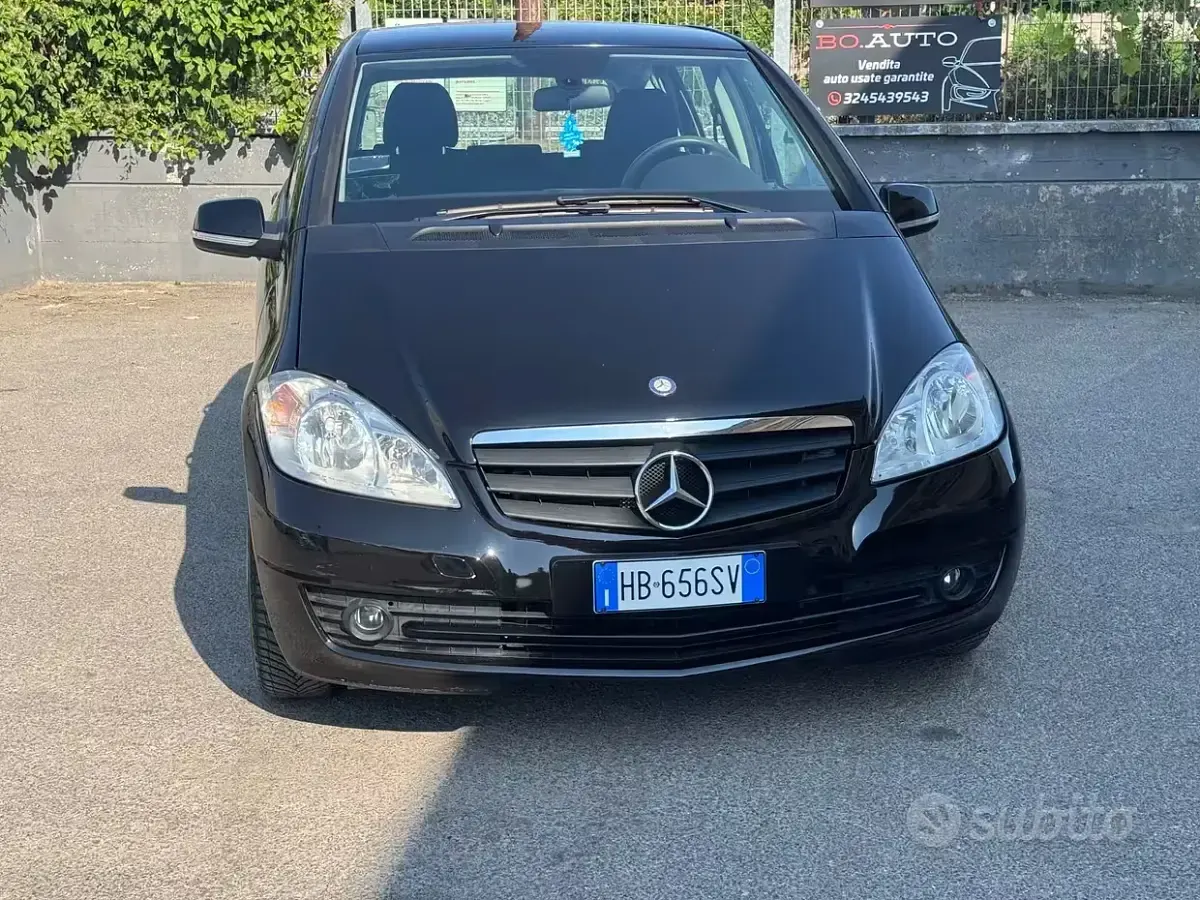 Usata Mercedes A160 Avantgarde 95 CV (69 kW) 2011 Nero Utilitaria