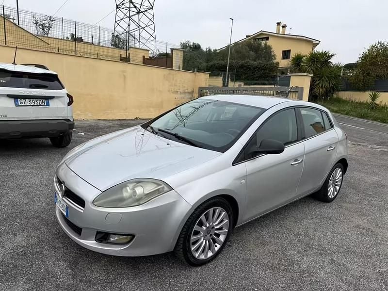 Usata Fiat Bravo Active 120 CV (88 kW) 2012 Argento Utilitaria