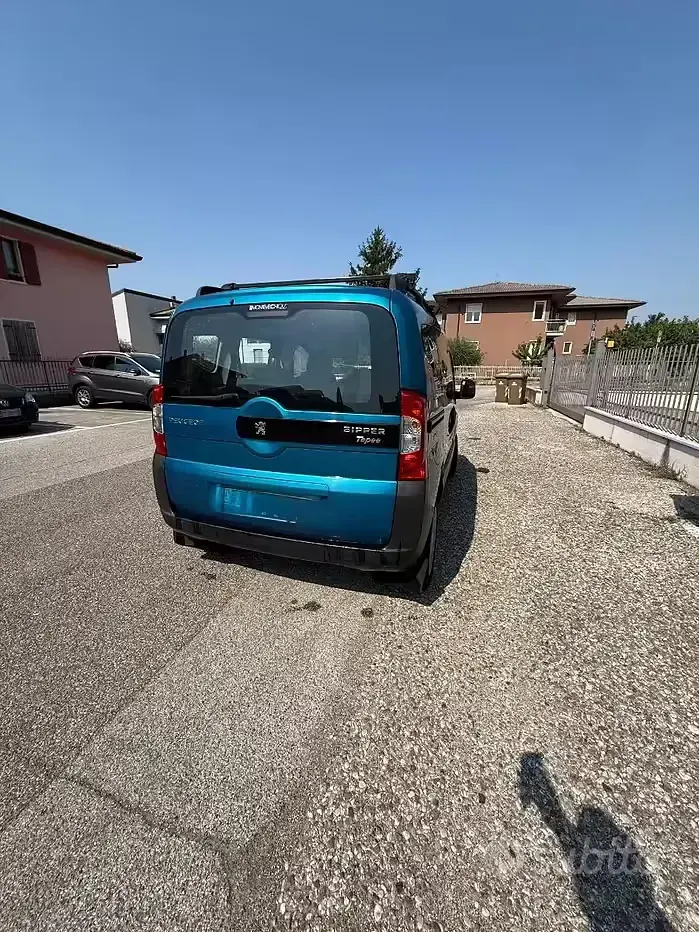 Usata Peugeot Bipper 68 CV (50 kW) 2010 Monovolume