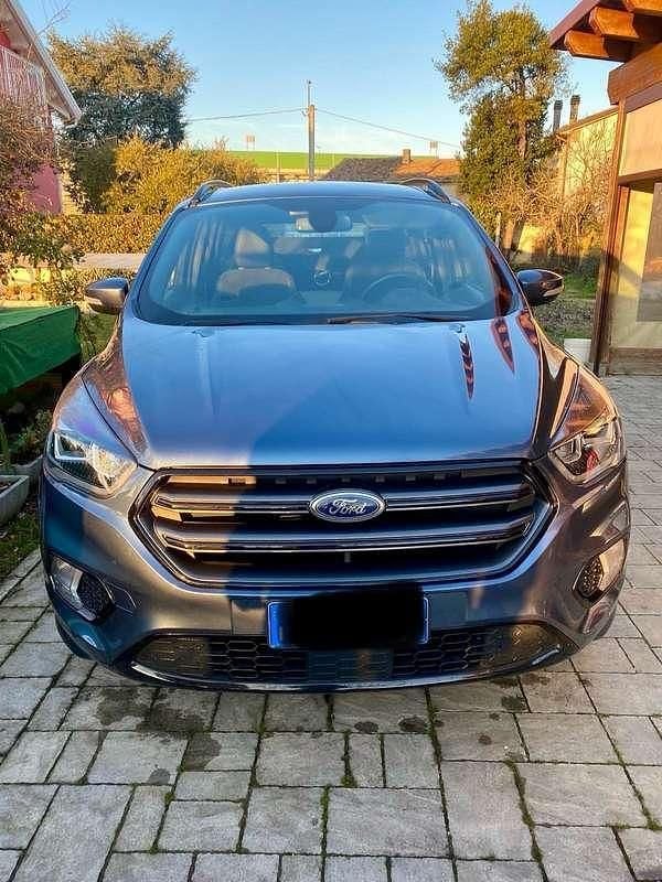 Usata 2019 Ford Kuga ST-Line SUV | 13.800 € (Super prezzo) - Immagine 1/4