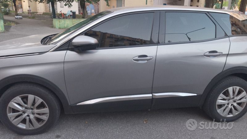 Usata Peugeot 3008 131 CV (96 kW) 2018 Grigio Monovolume