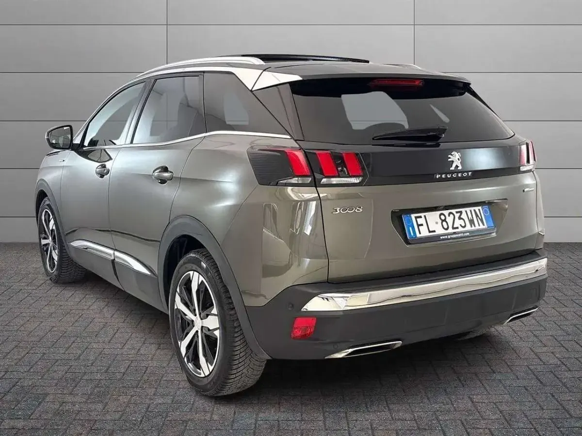 Usata Peugeot 3008 GT-line 165 CV (121 kW) 2017 Grigio SUV