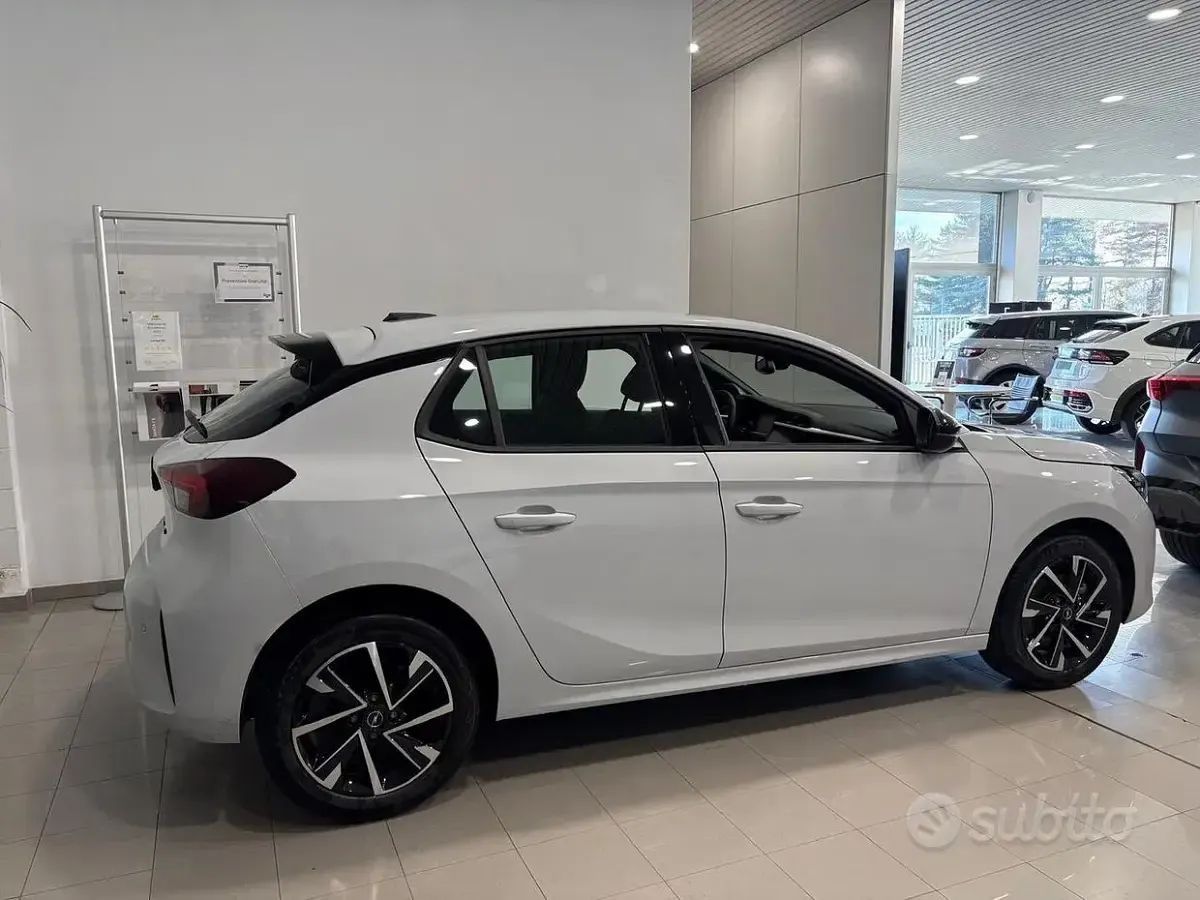 Nuova Opel Corsa S 100 CV (73 kW) 2026 Bianco Utilitaria