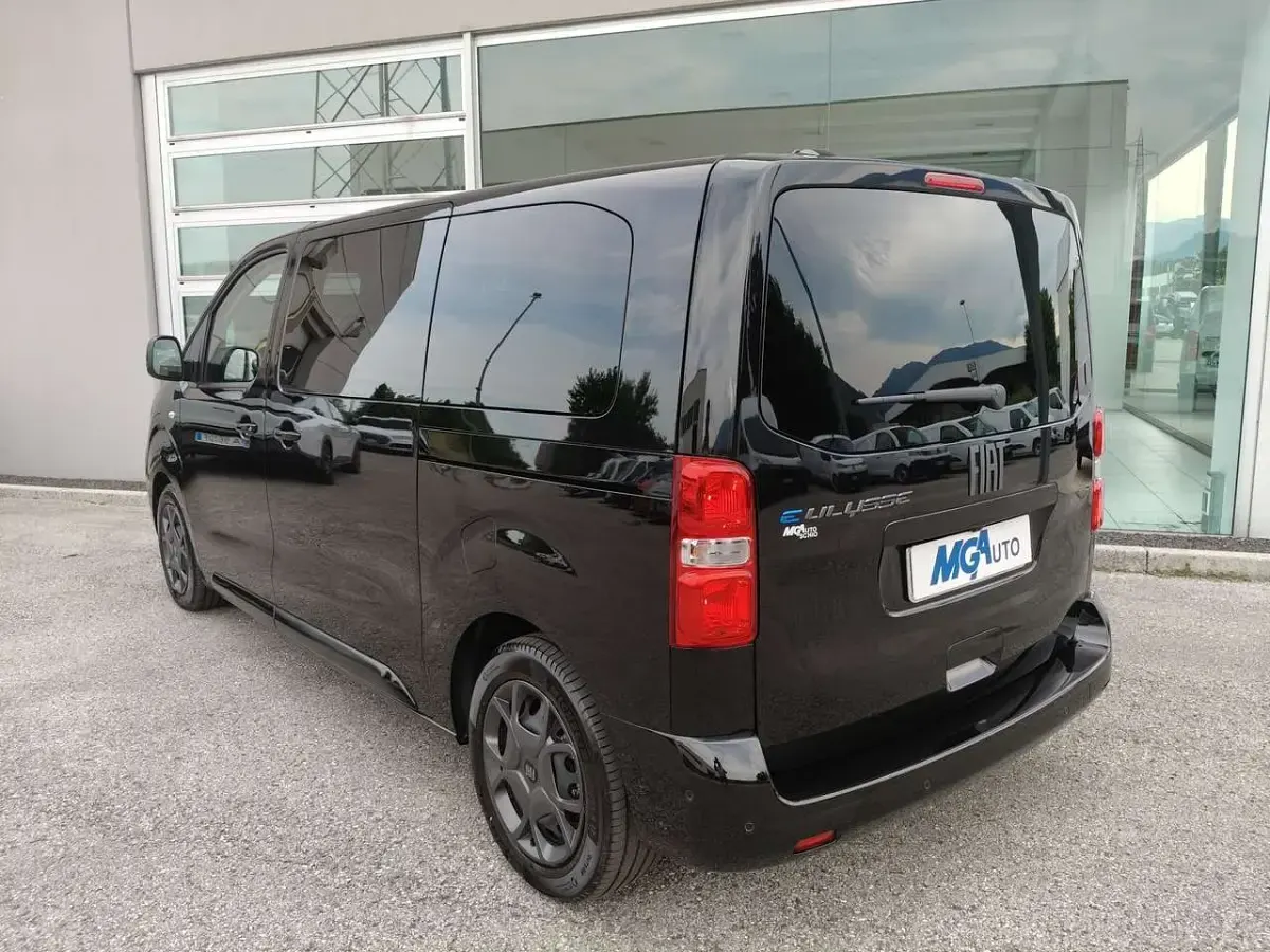 Nuova Fiat E-Ulysse 100 kW (136 CV) 2025 Nero Monovolume