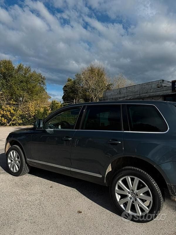 Usata VW Touareg 2009 Grigio SUV