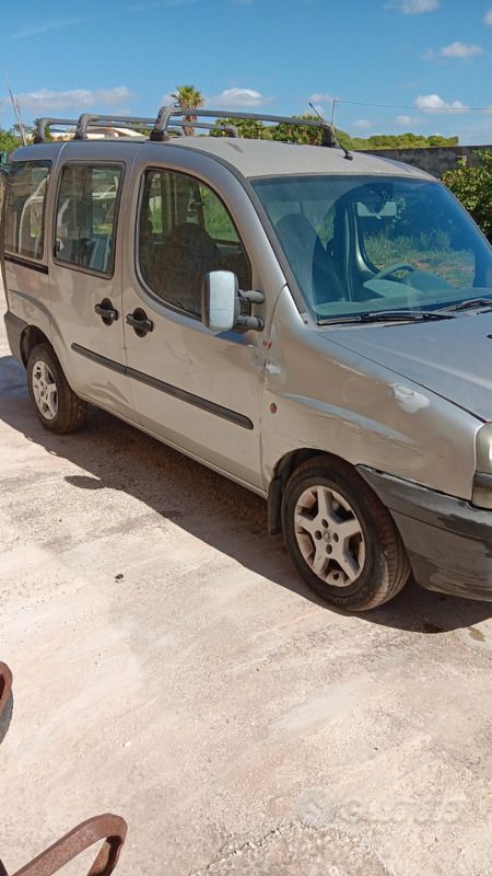 Grigio Usata 2002 Fiat Doblò Monovolume | 2600 € (Super prezzo) - Immagine 1/4