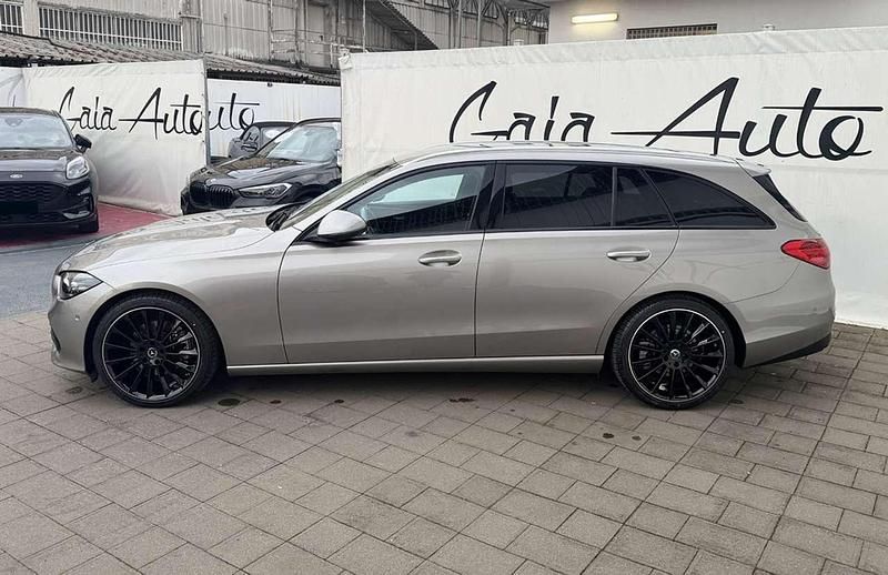 Usata Mercedes C220 Night 200 CV (147 kW) 2023 Grigio Station wagon