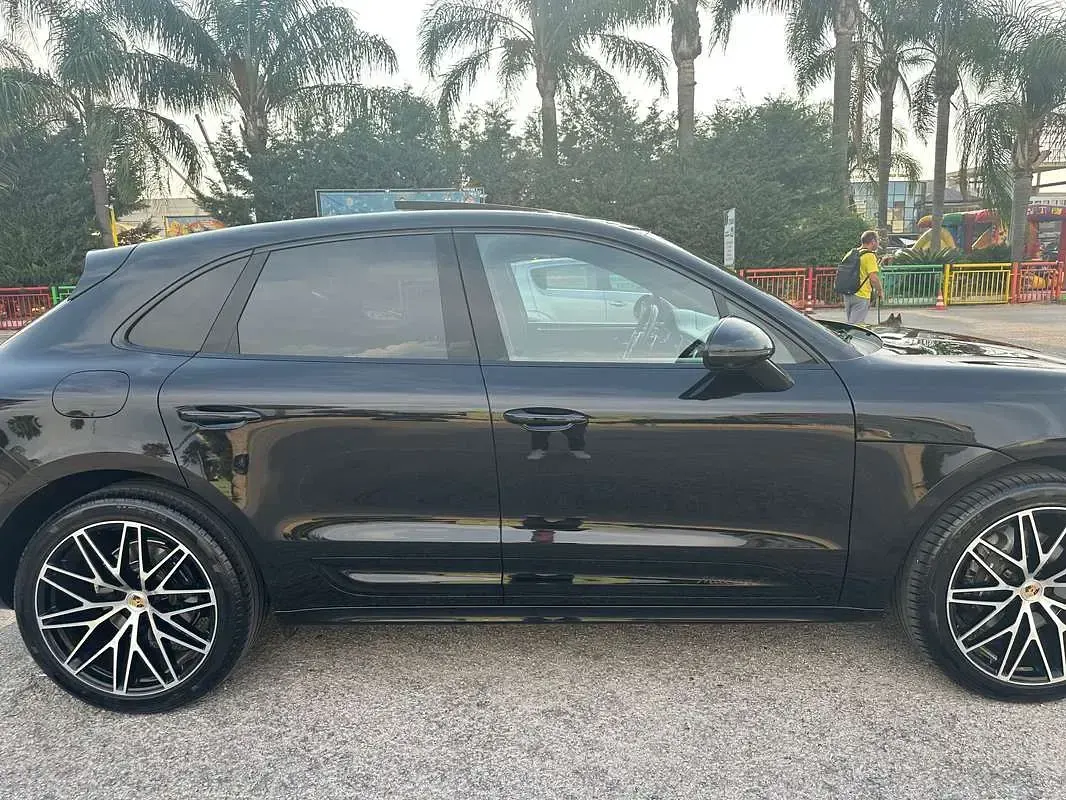 Usata Porsche Macan T 265 CV (194 kW) 2023 Nero SUV