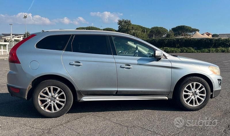 Usata Volvo XC60 163 CV (119 kW) 2010 Grigio SUV