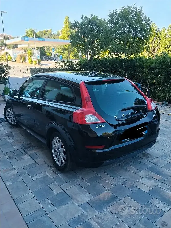 Usata Volvo C30 109 CV (80 kW) 2010 Utilitaria